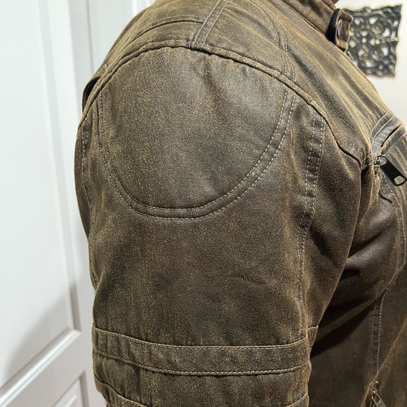 Men’s Brown Leather Jacket - Picture 4 of 6